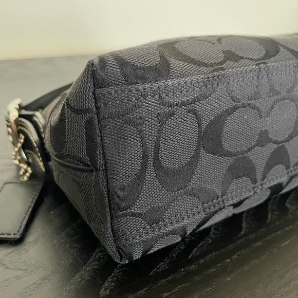 Coach Hamptons Signature East West Demi Baguette Bag Vintage 8K01 - Picture 10 of 14